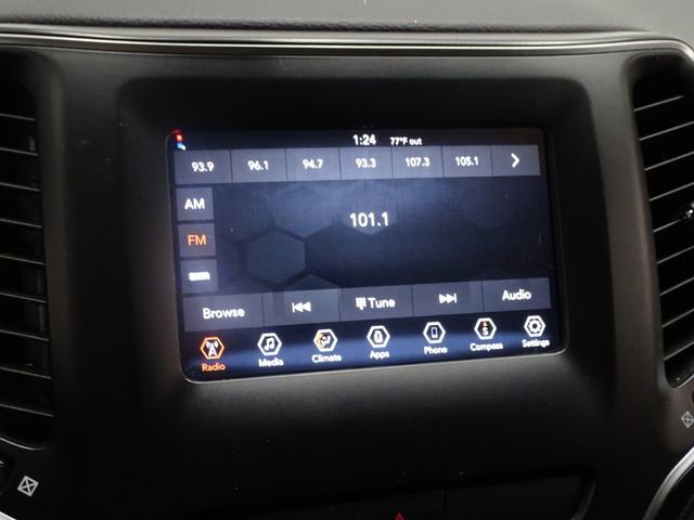 Used 2019 Jeep Cherokee Latitude w/ Popular Appearance Group image 30