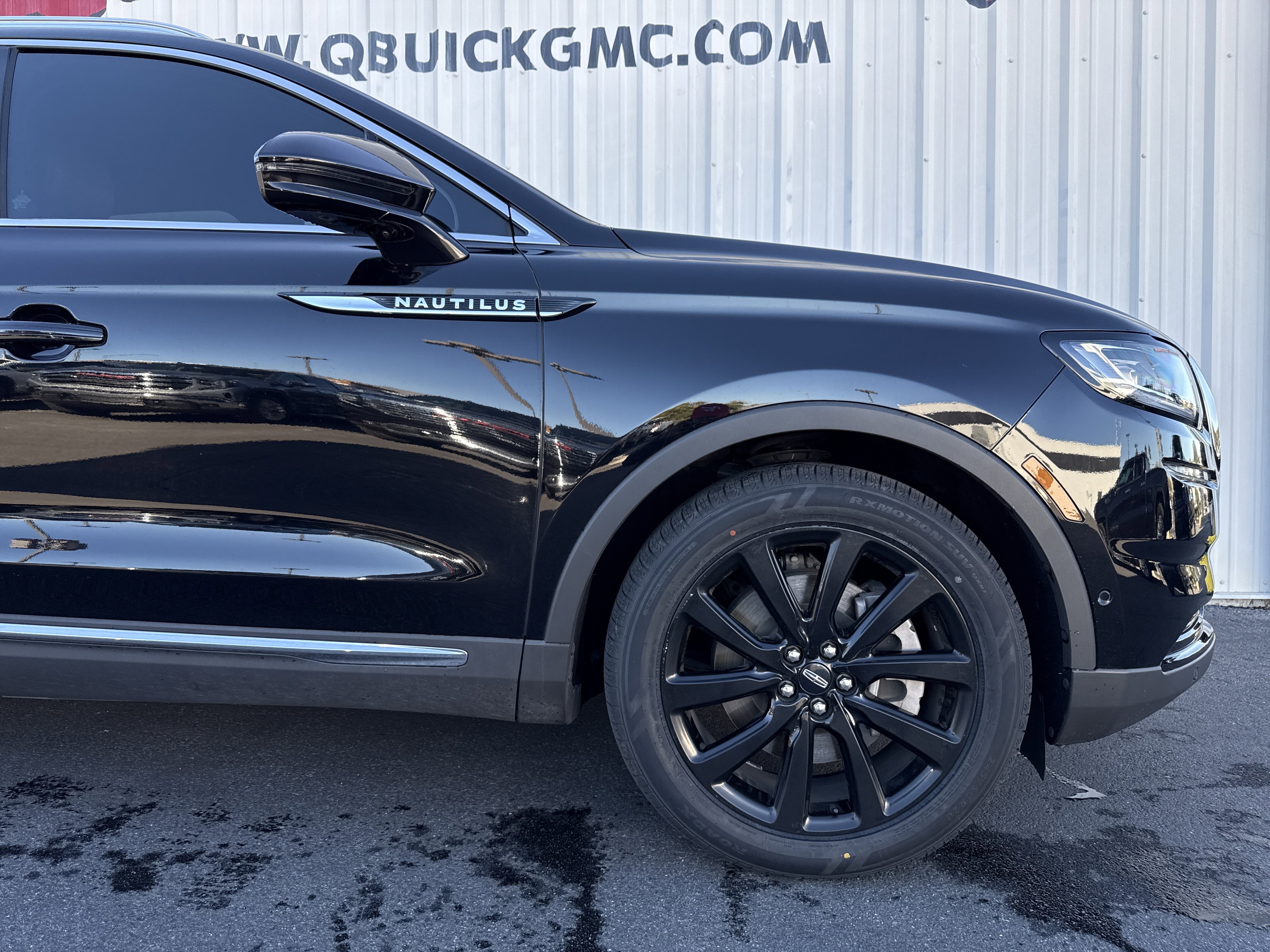 Used 2022 Lincoln Nautilus Reserve w/ Equipment Group 201A image 33