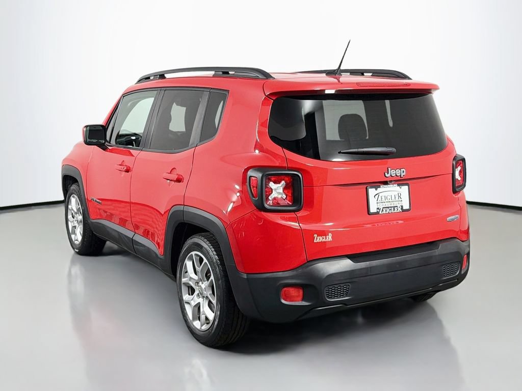 Used 2017 Jeep Renegade Latitude FWD image 5