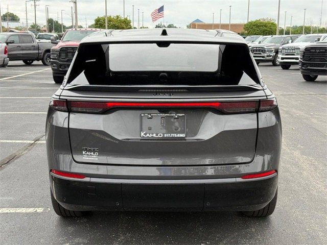 New 2025 Jeep Wagoneer S Limited w/ Comfort Package image 4