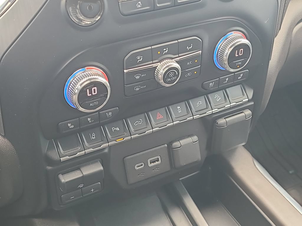 Used 2021 GMC Sierra 2500 Denali AWD/4WD image 15