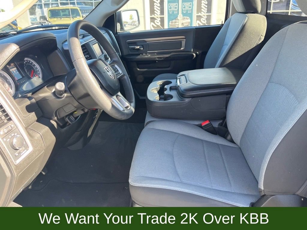 Used 2023 RAM 1500 Classic SLT AWD/4WD image 9