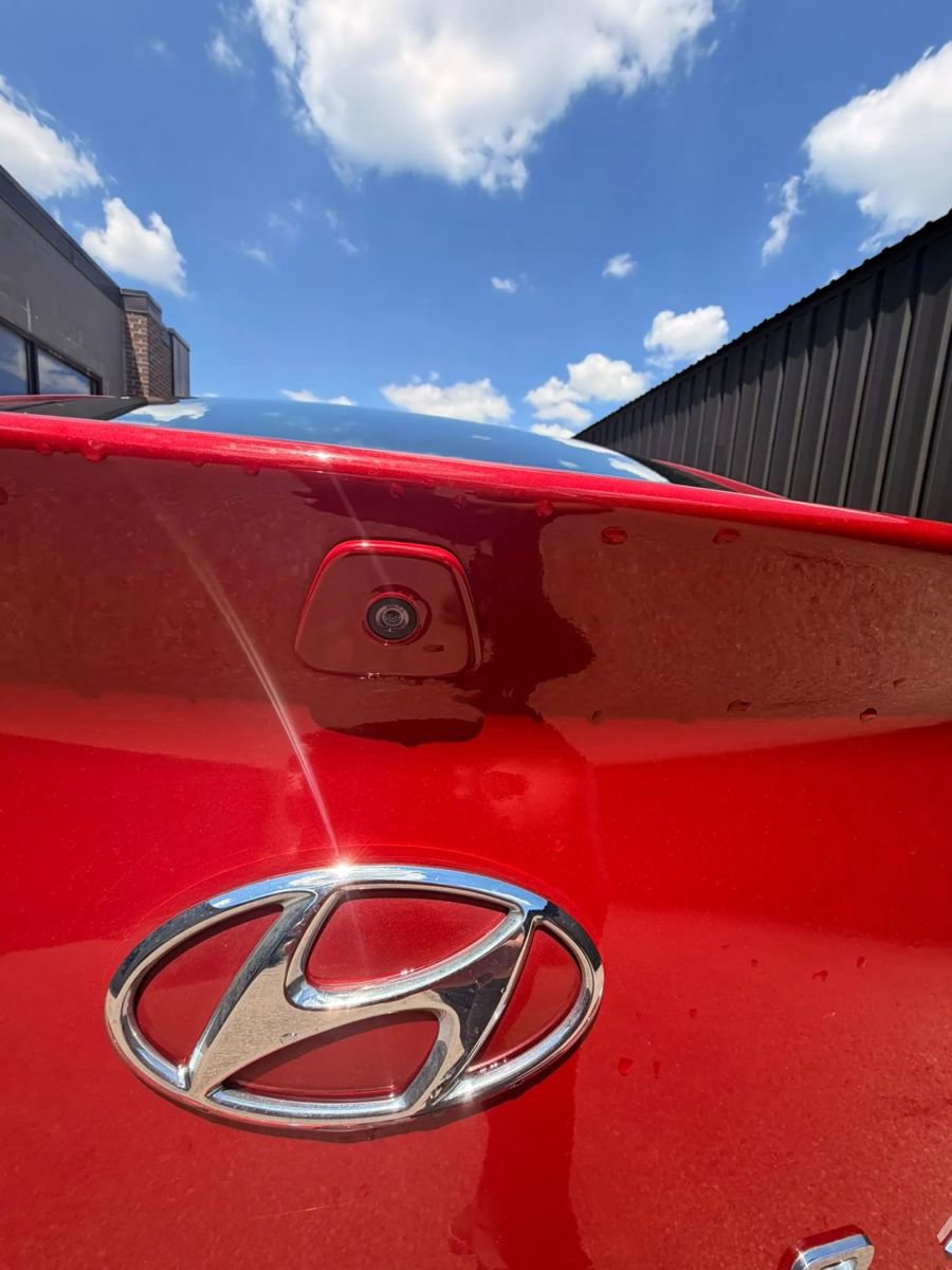 Used 2019 Hyundai Elantra SE FWD image 20