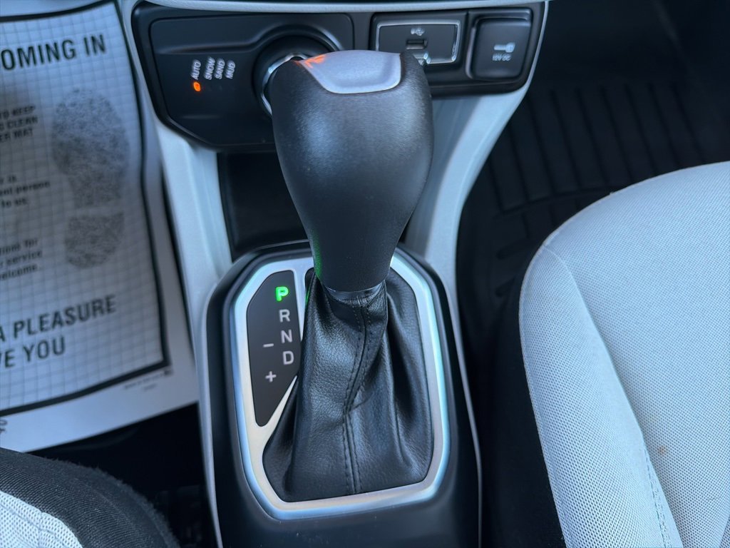 Used 2021 Jeep Renegade Latitude w/ Convenience Group image 12