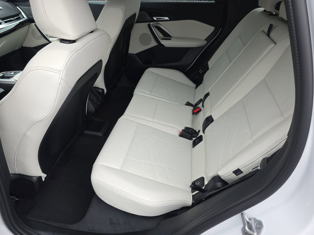 New 2026 BMW X1 xDrive28i w/ Convenience Package image 10