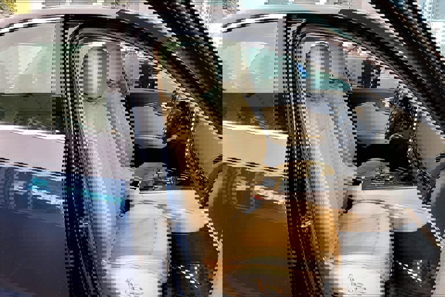 Used 2017 Audi A4 2.0T Premium Plus w/ Premium Plus Package image 9