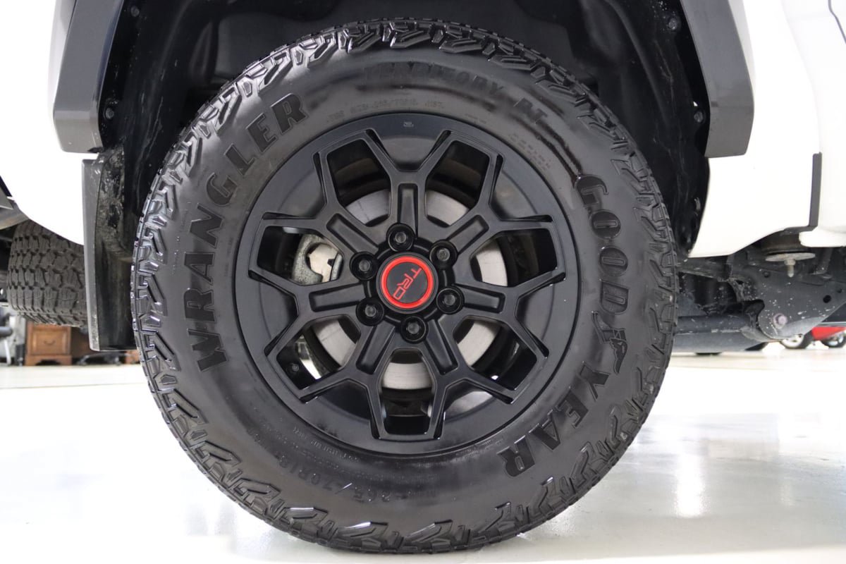 Used 2024 Toyota Tacoma TRD Pro AWD/4WD image 88