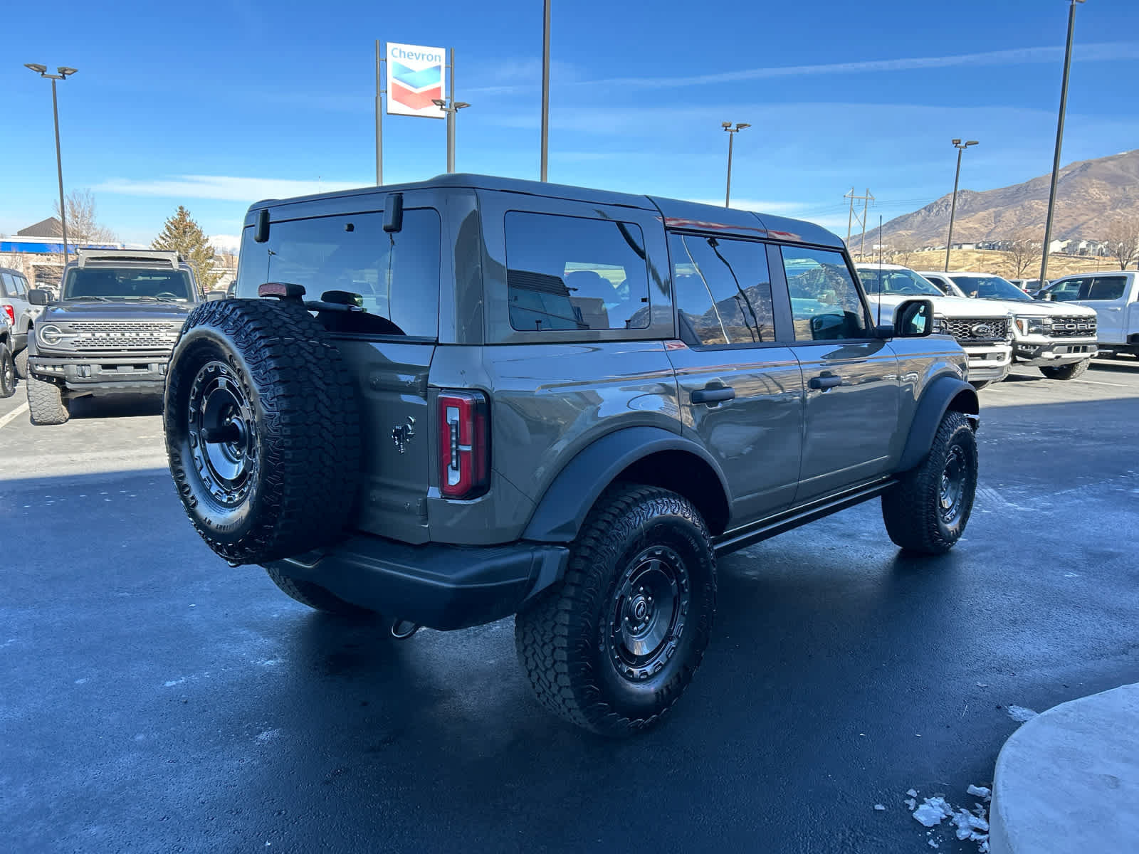 Used 2025 Ford Bronco Badlands w/ Sasquatch Package AWD/4WD image 7