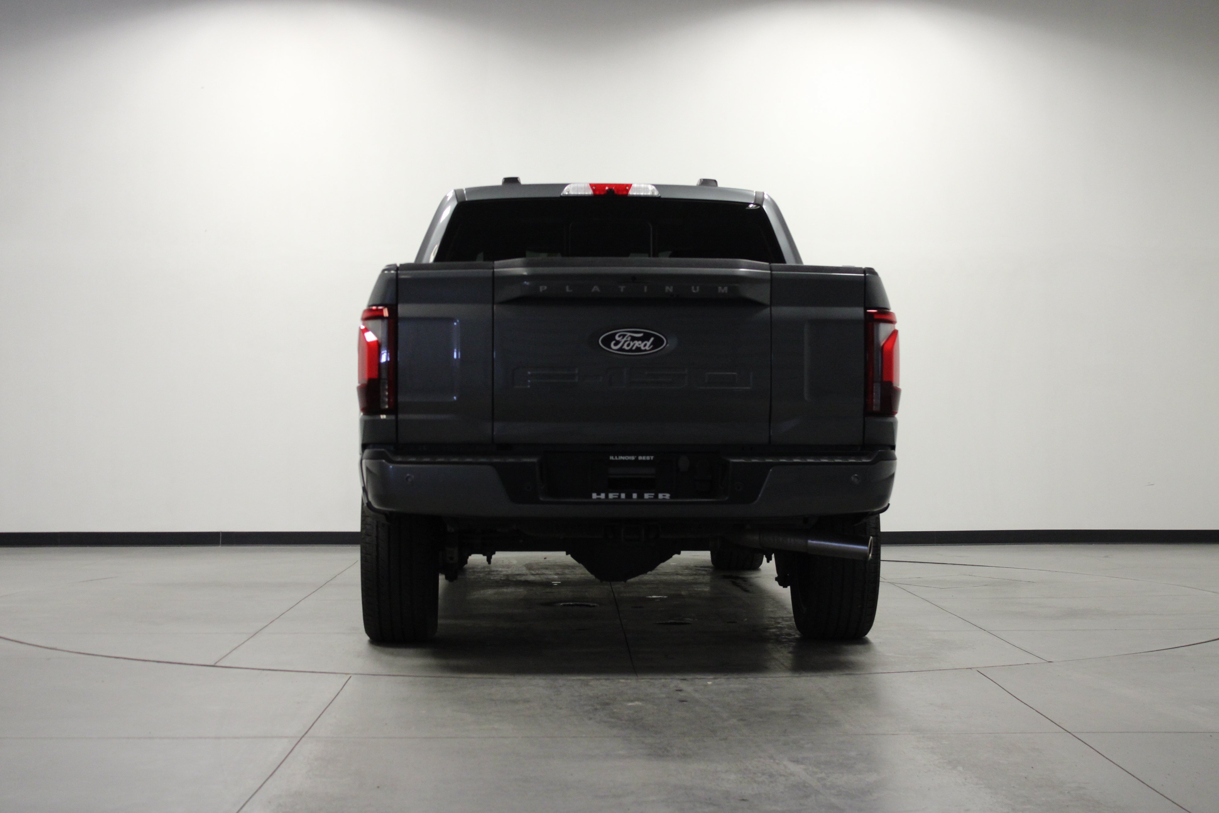 Used 2024 Ford F150 Platinum w/ Equipment Group 703A Plus AWD/4WD image 5