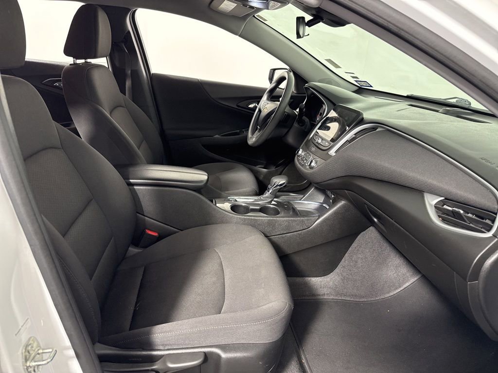 Used 2023 Chevrolet Malibu LT image 20