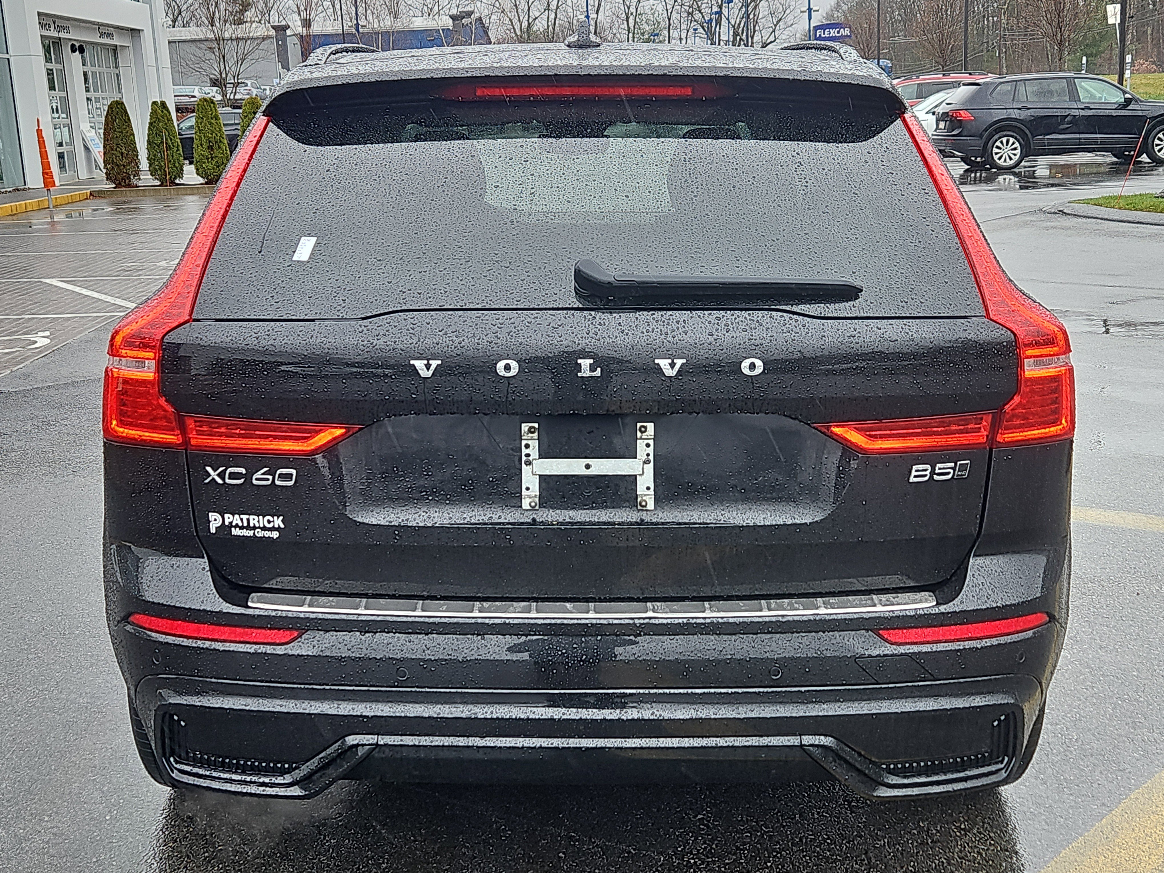 Used 2023 Volvo XC60 B5 Plus w/ Climate Package image 26