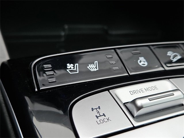 Used 2024 Hyundai Tucson Limited image 26