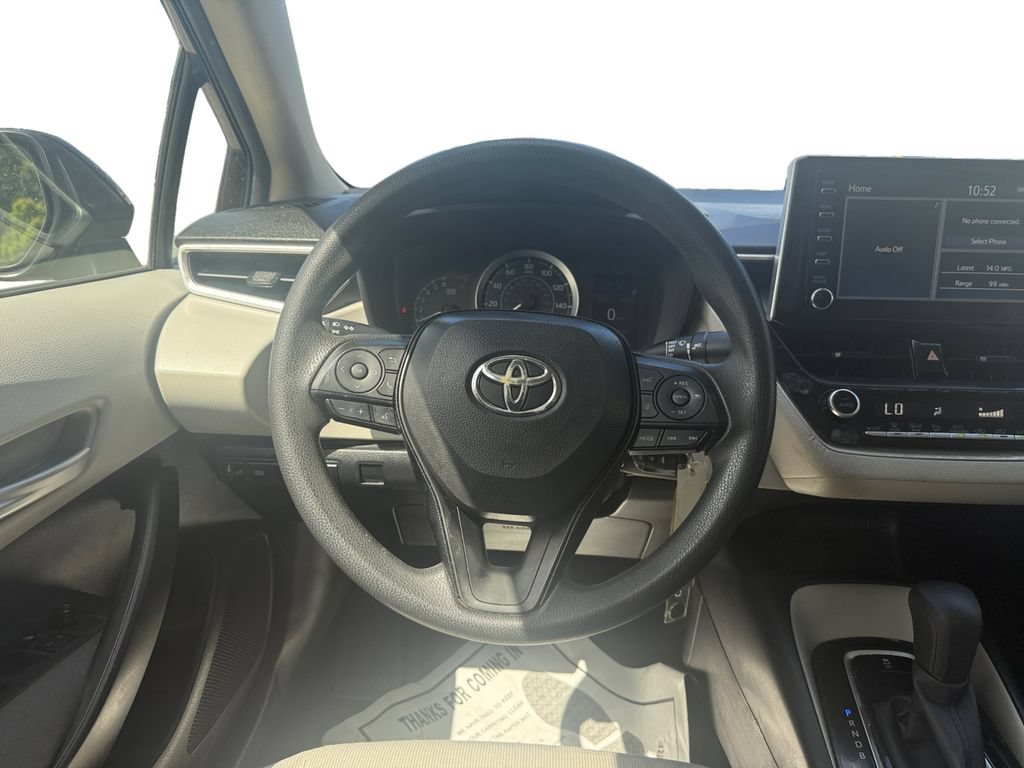 Used 2020 Toyota Corolla LE FWD image 12
