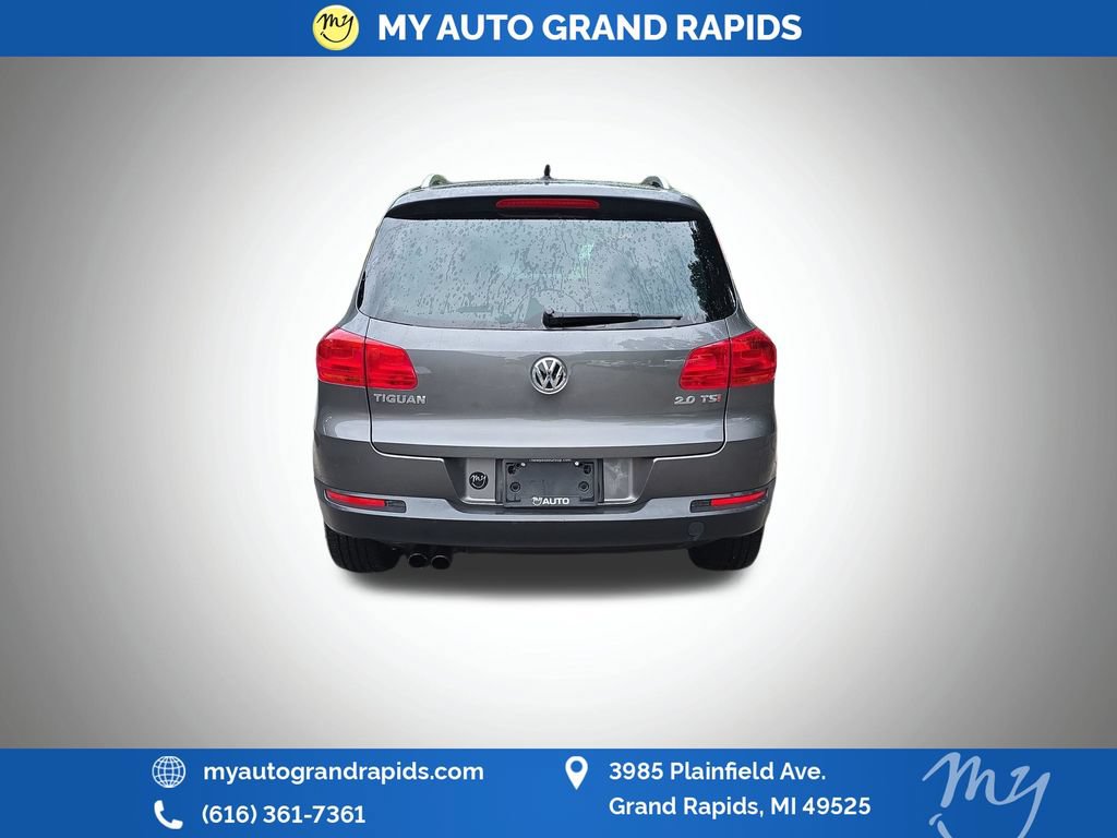 Used 2013 Volkswagen Tiguan S FWD image 7
