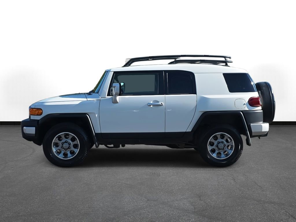 Used 2013 Toyota FJ Cruiser 4WD image 9