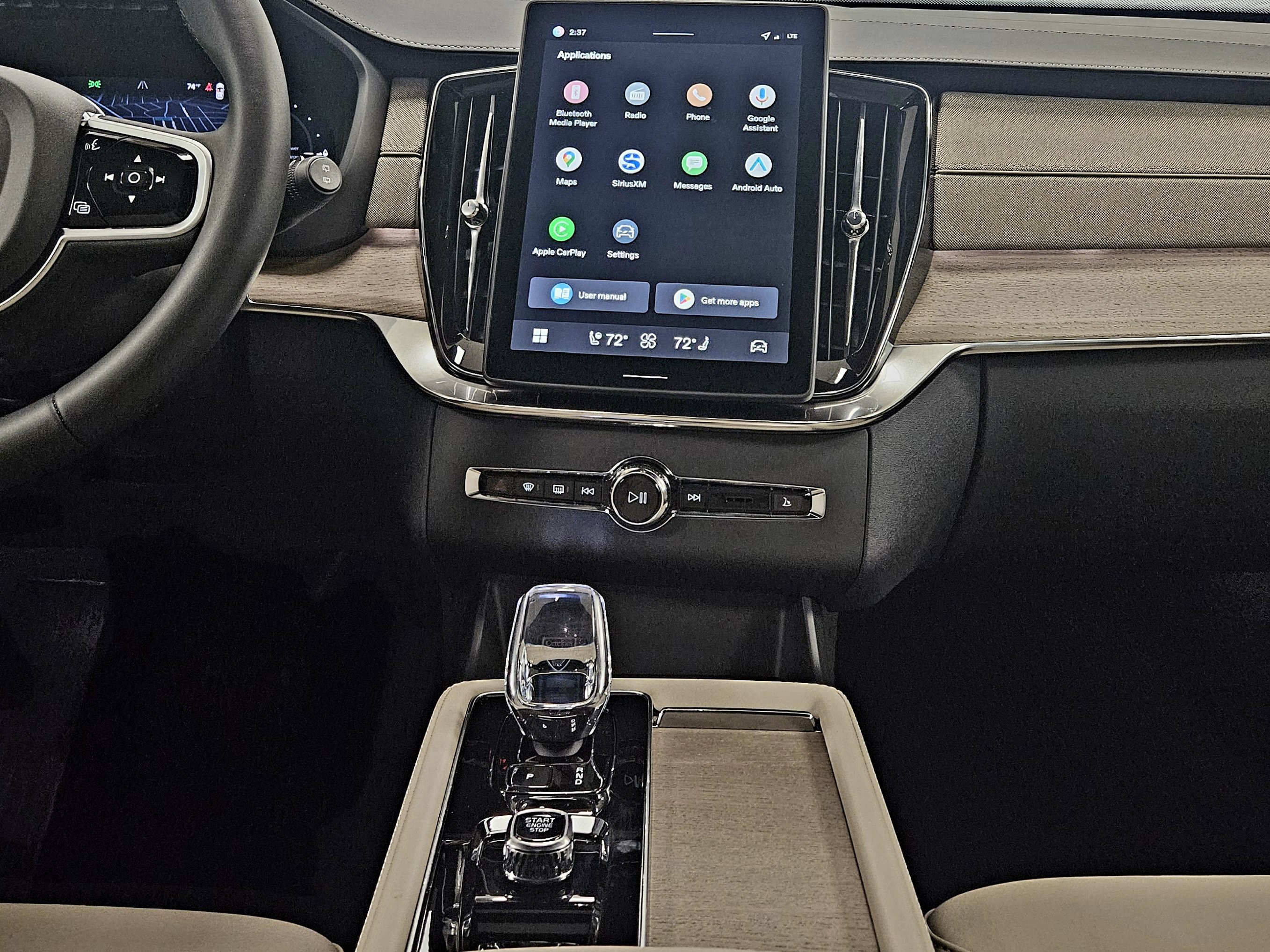 New 2026 Volvo XC90 T8 Plus w/ Protection Package Premier AWD/4WD image 14
