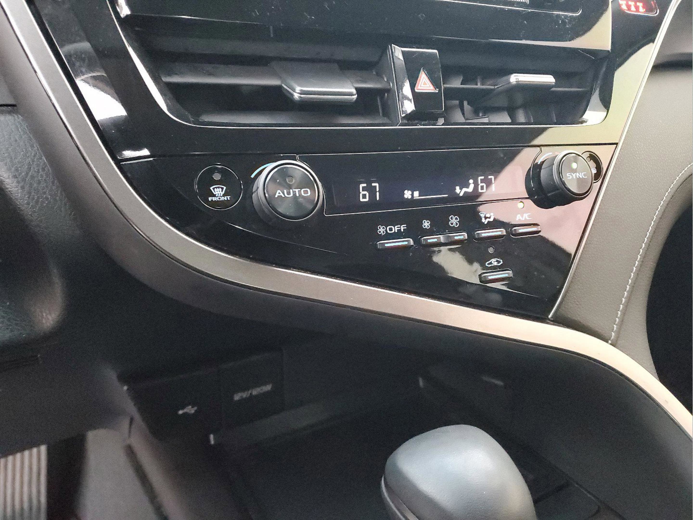 Used 2023 Toyota Camry SE image 20