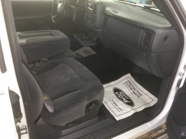 Used 2000 Chevrolet Silverado 1500 LS w/ Firm Ride Suspension Pkg AWD/4WD image 13