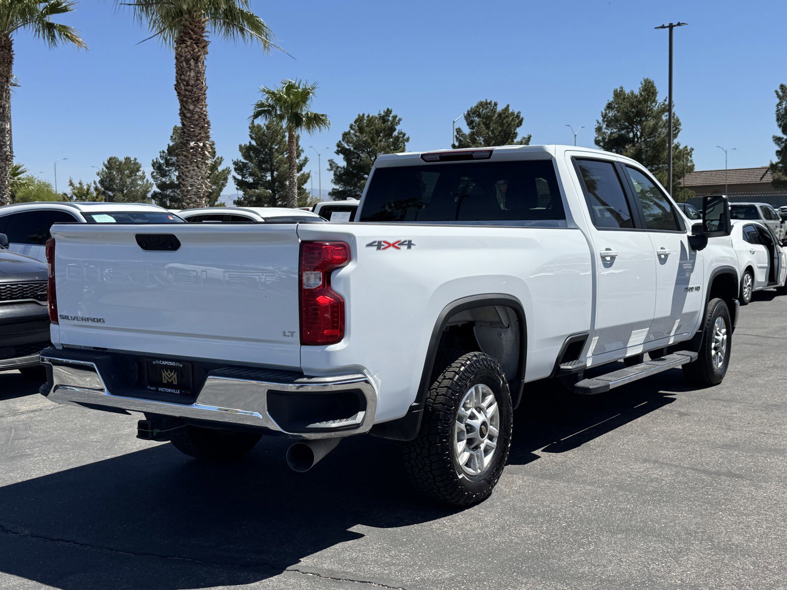 Used 2025 Chevrolet Silverado 2500 LT w/ Convenience Package image 6