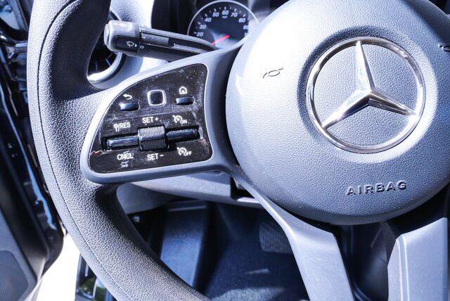 Used 2024 Mercedes-Benz Sprinter 2500 image 9