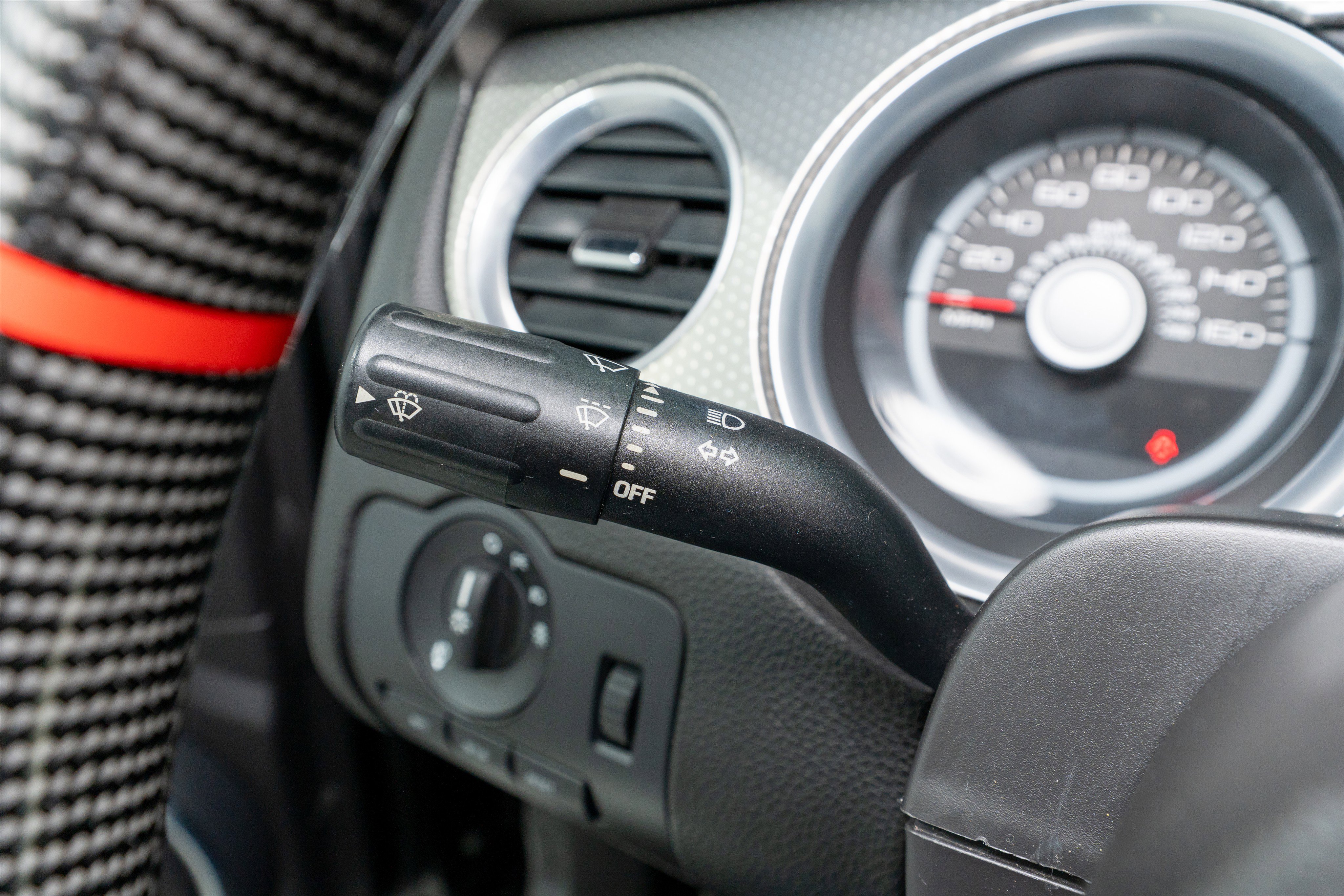 Used 2011 Ford Mustang Shelby GT500 w/ SVT Performance Pkg image 25