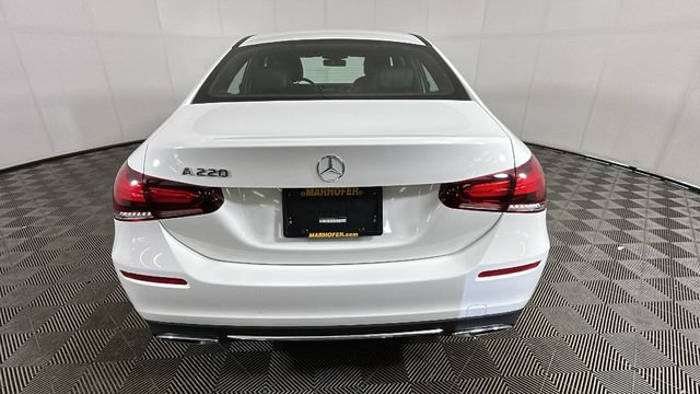 Used 2022 Mercedes-Benz A 220 image 3
