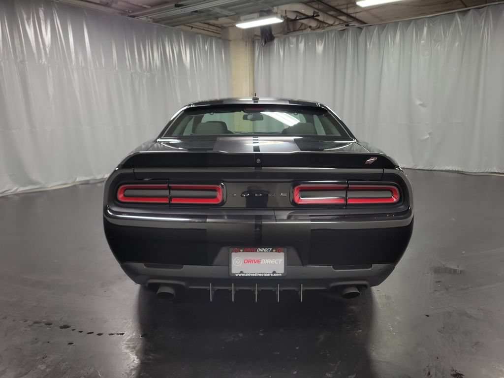 Used 2022 Dodge Challenger GT AWD/4WD image 7
