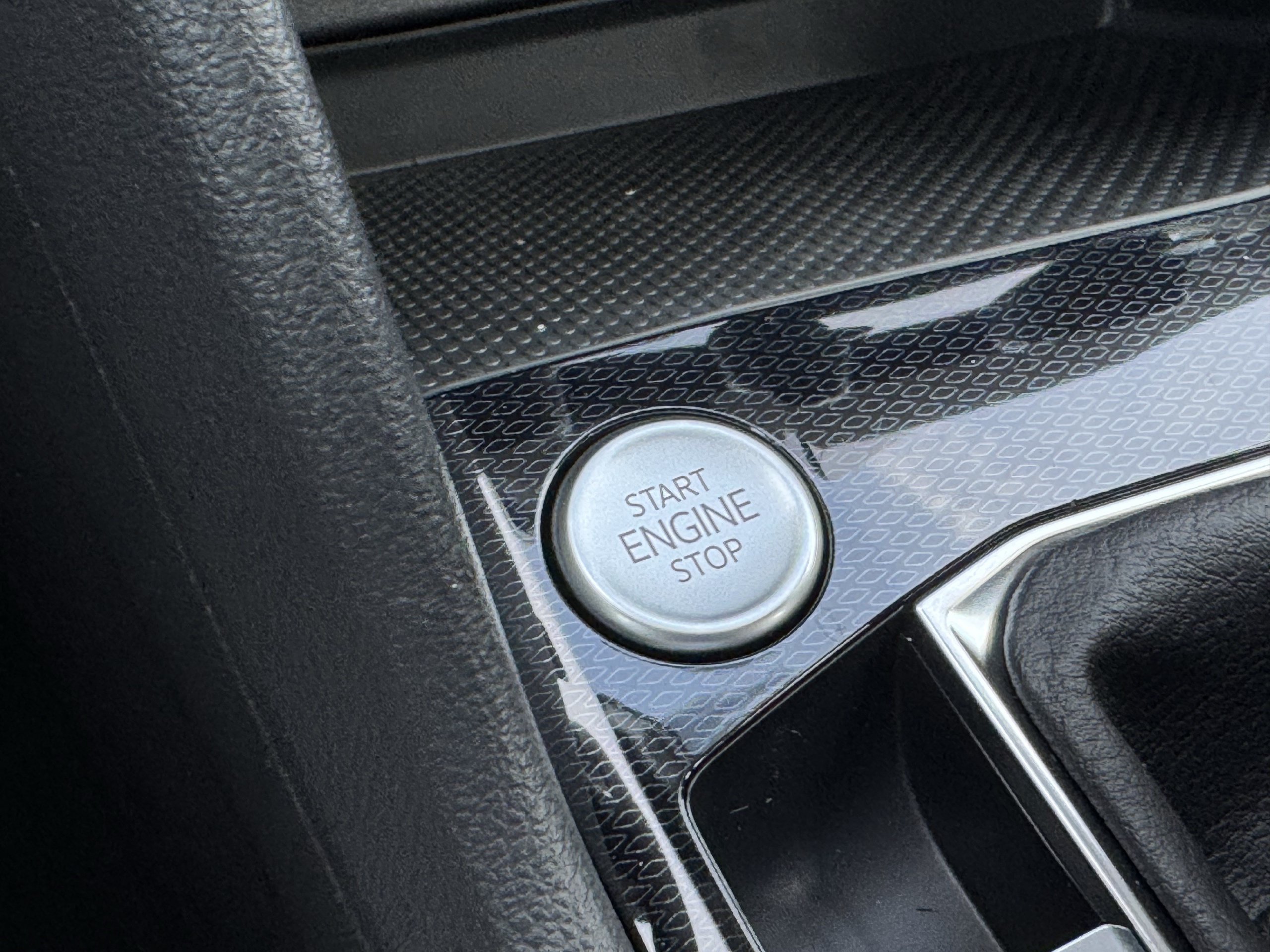 New 2027 Volkswagen Taos S FWD image 17
