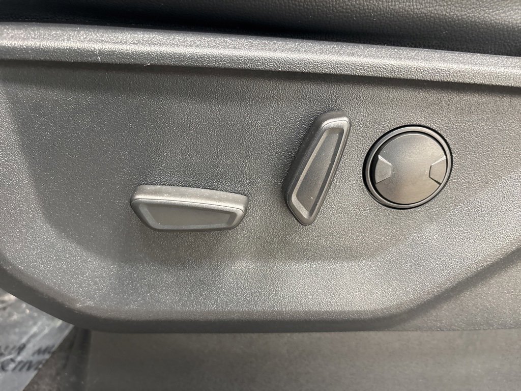 Used 2024 Ford F150 XLT w/ Equipment Group 303A High image 26