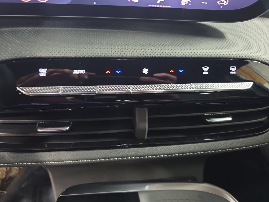 New 2027 Buick Enclave Preferred w/ Power Package FWD image 23