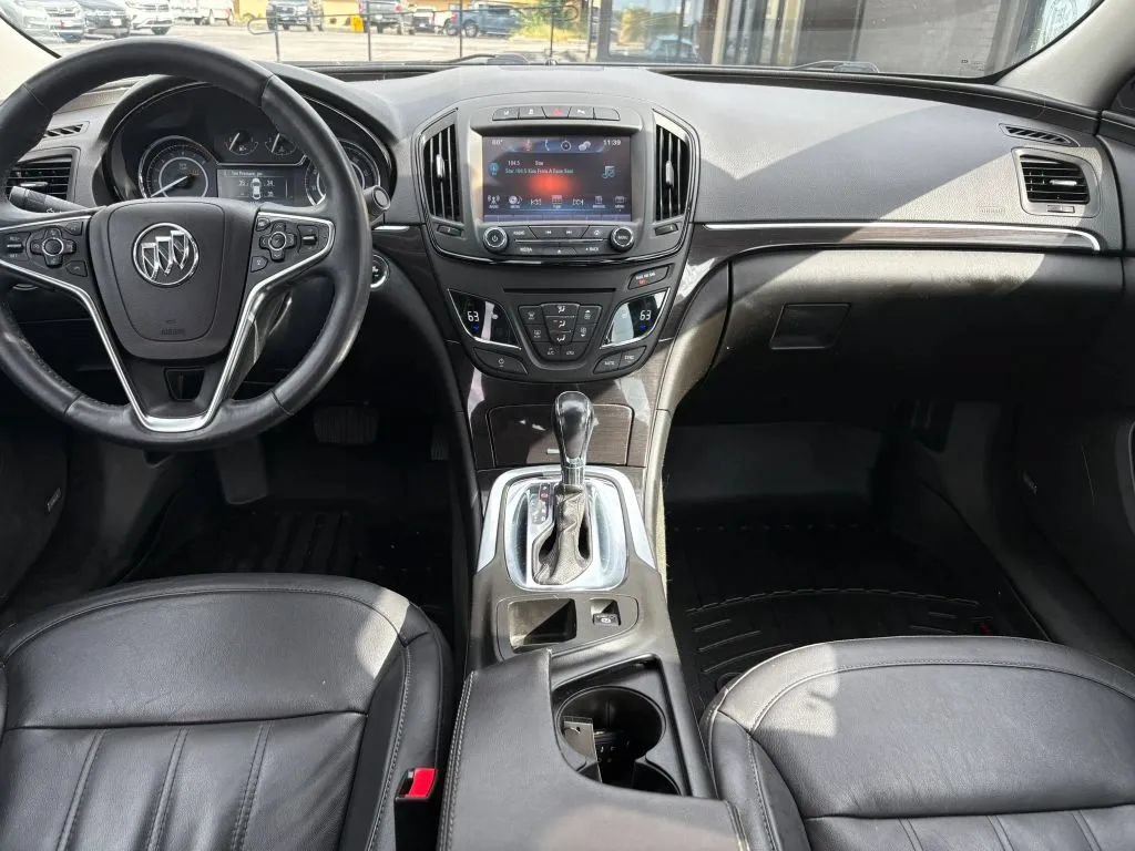 Used 2017 Buick Regal Premium w/ Driver Confidence Package #1 AWD/4WD image 11