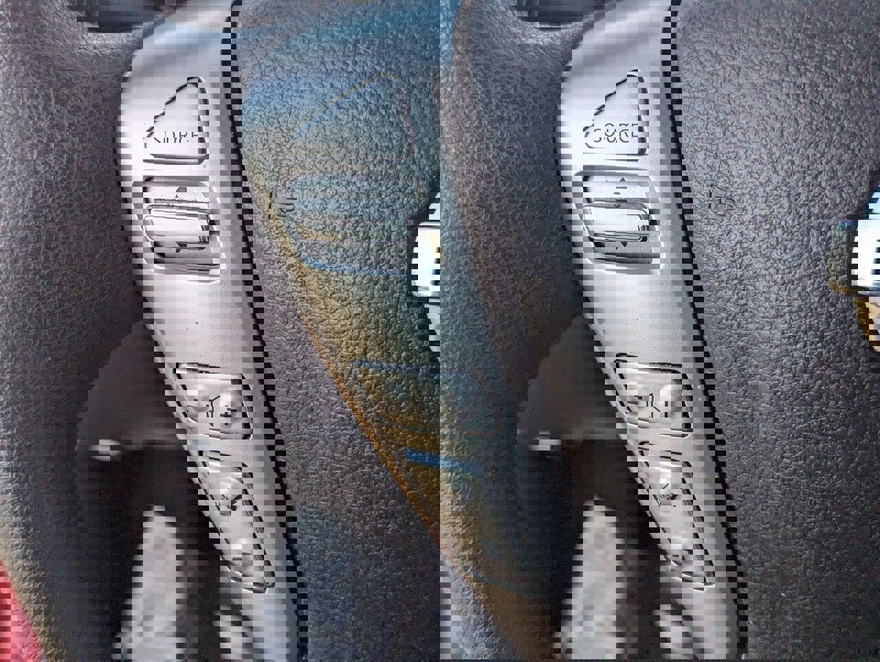 Used 2018 Nissan Versa S Plus FWD image 29