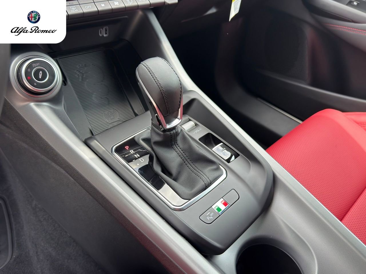 New 2026 Alfa Romeo Tonale w/ Quick Order Package 23H Volce image 14