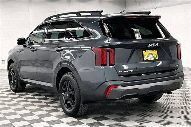 Used 2024 Kia Sorento SX Prestige w/ Olive Brown Leather Package image 2
