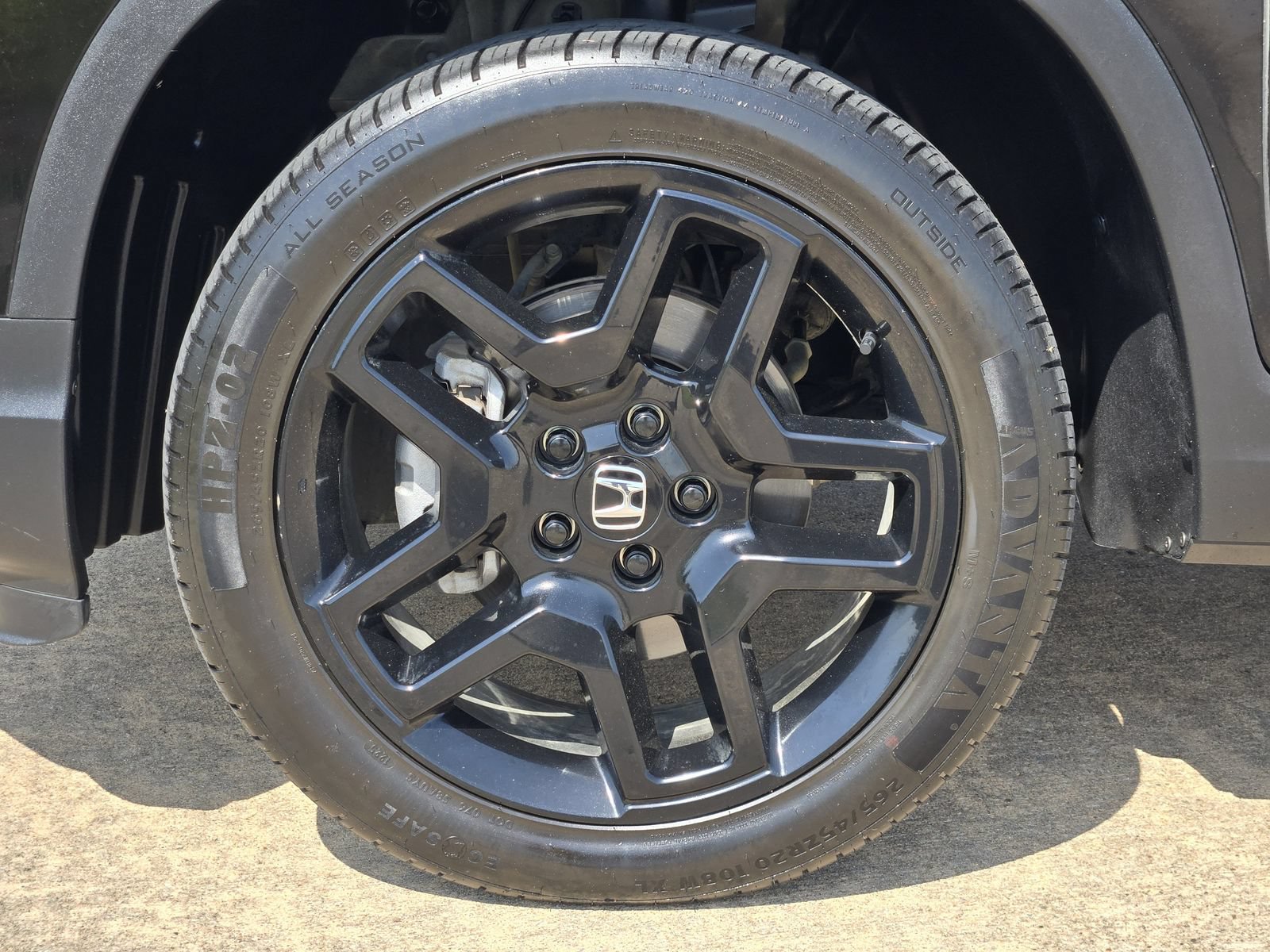 Used 2024 Honda Passport Black Edition image 14