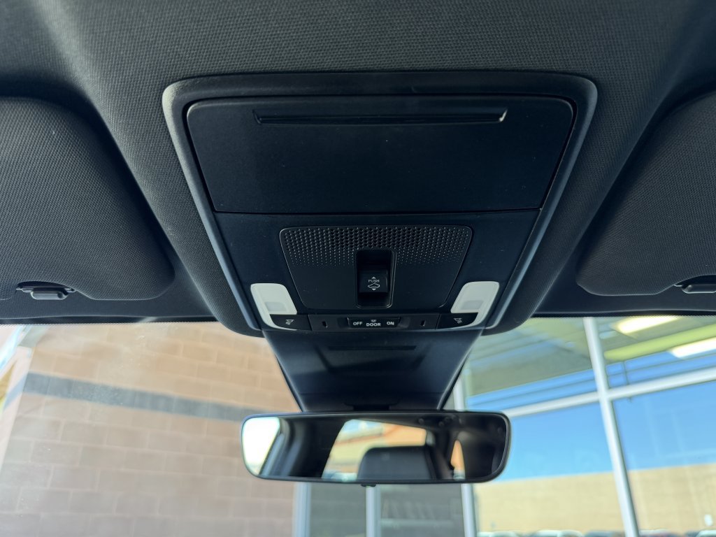 Used 2025 Honda CR-V Sport-L image 22