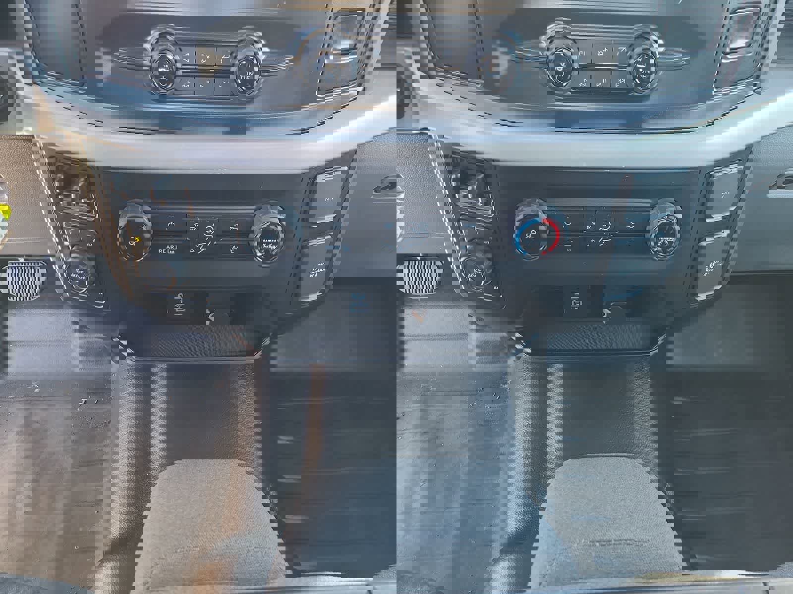 Used 2022 Ford F150 XLT w/ XTR Package image 25