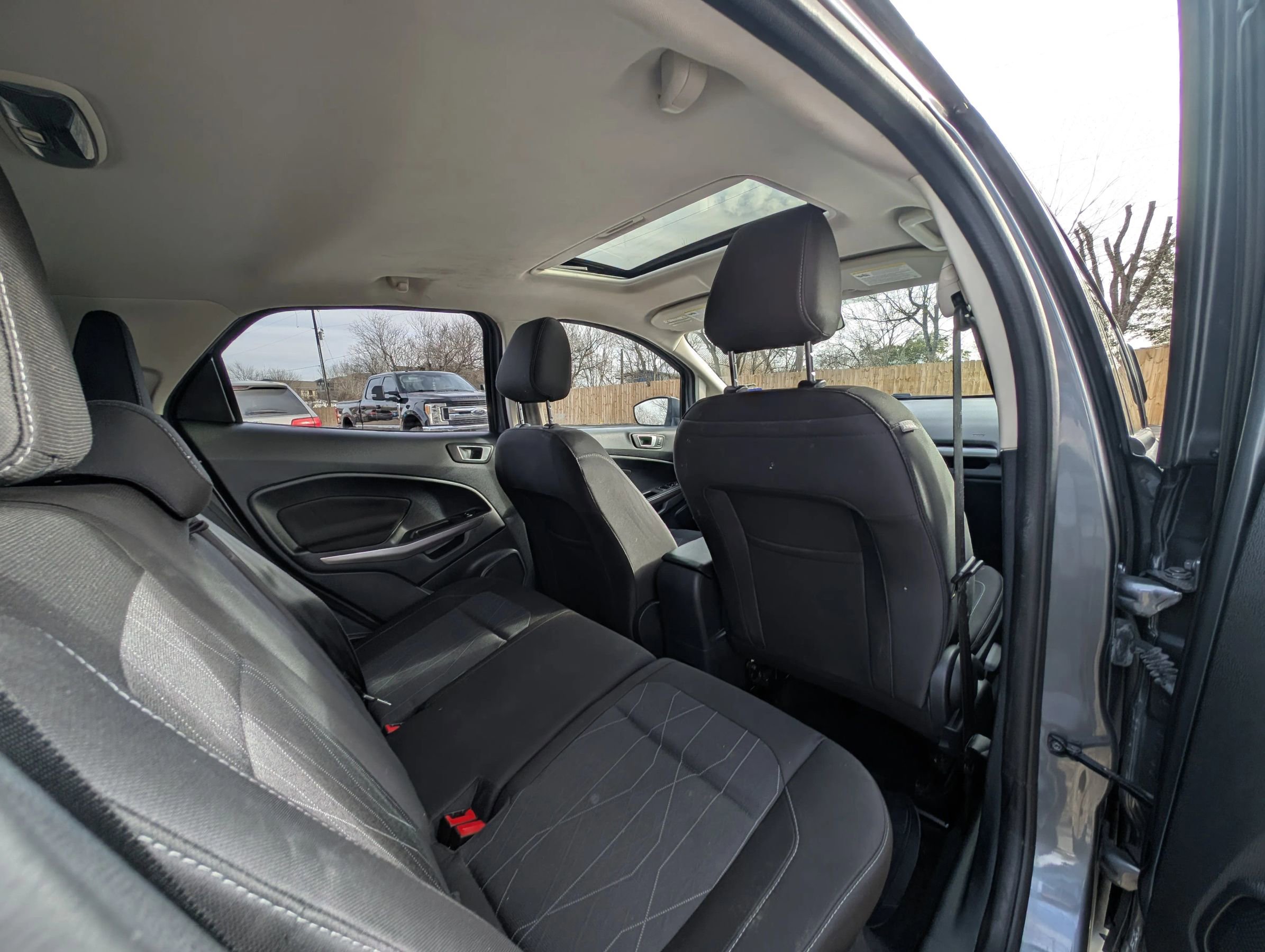 Used 2019 Ford EcoSport SE w/ SE Convenience Package FWD image 17