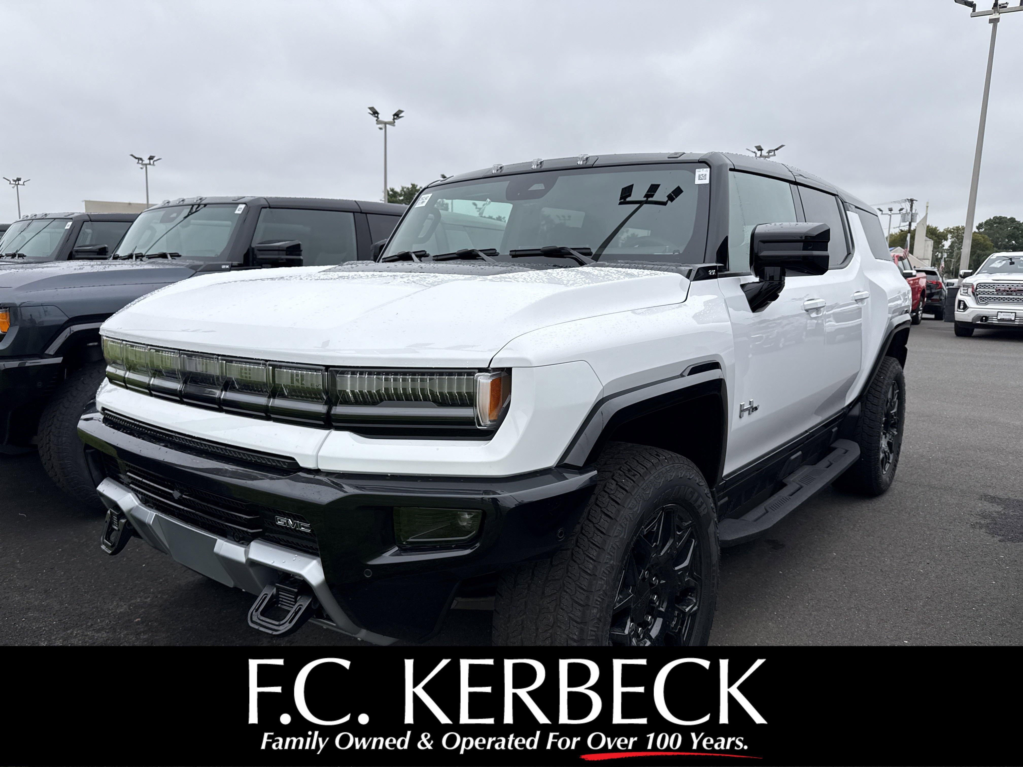 New 2026 GMC Hummer EV SUV image 1