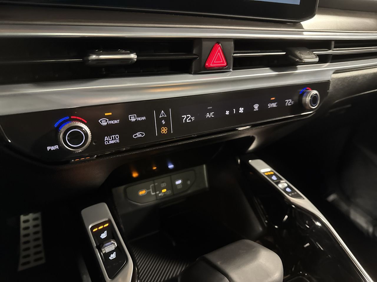 New 2026 Kia Sorento SX Prestige image 24