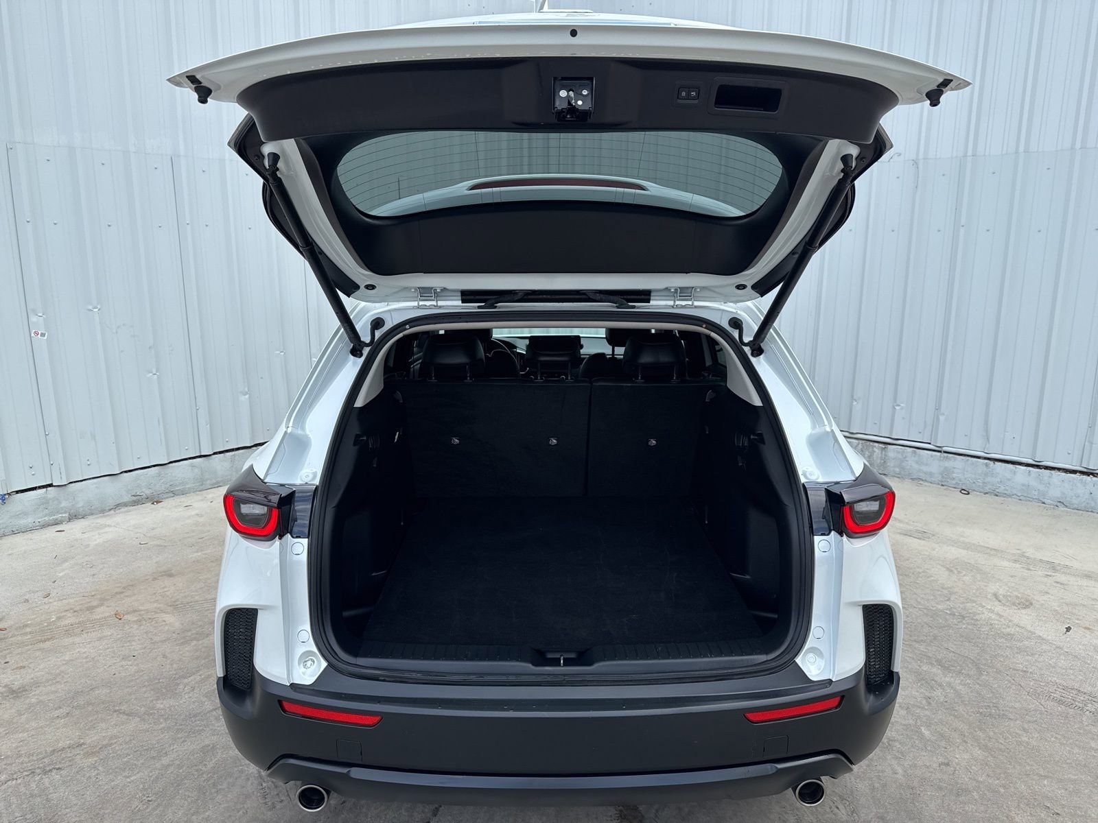 Certified 2023 MAZDA CX-50 2.5 S w/ Cargo Package image 9