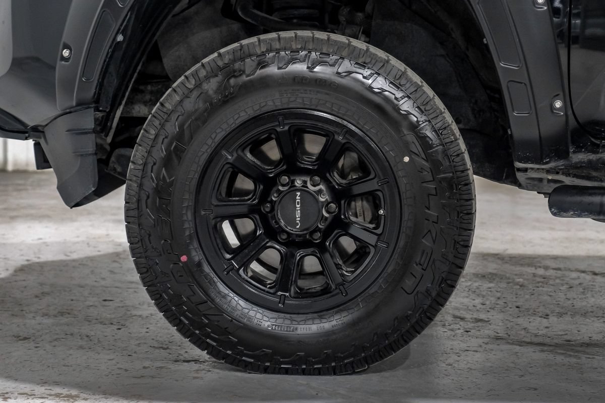 Used 2018 Toyota Tacoma SR w/ SR Convenience Package AWD/4WD image 58