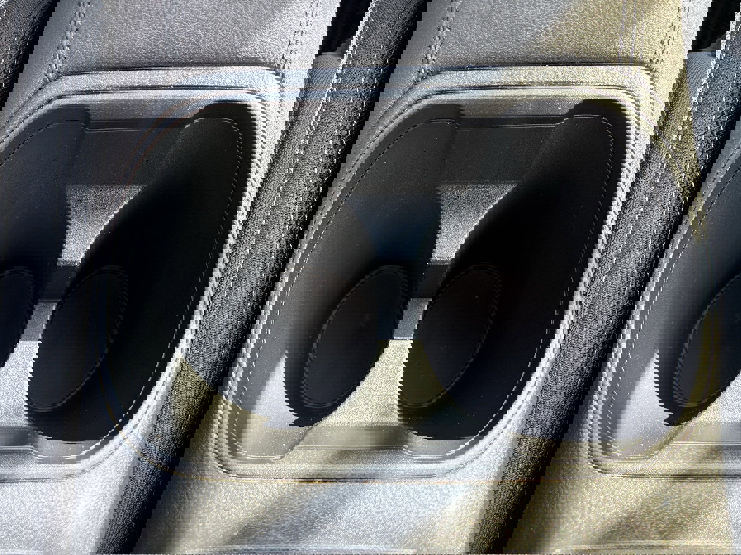 Used 2025 Subaru Outback Premium image 20