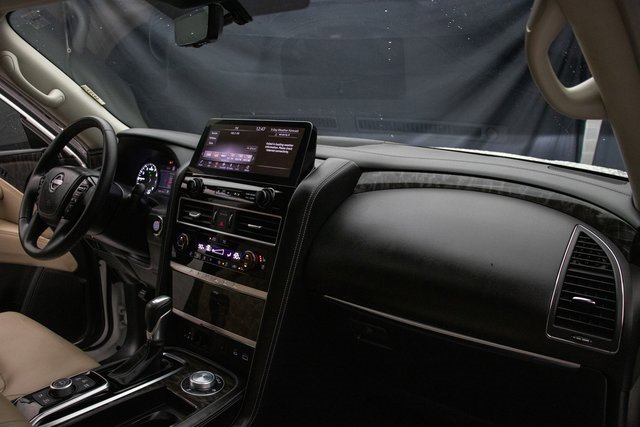 Used 2024 Nissan Armada Platinum w/ Captain's Chairs Package image 15