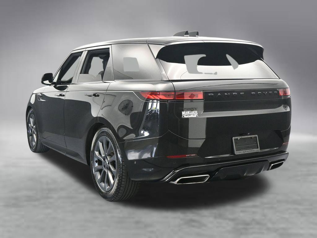 Used 2024 Land Rover Range Rover Sport Dynamic SE AWD/4WD image 4