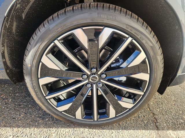 New 2026 Volvo XC60 B5 Ultra w/ Protection Package Premier AWD/4WD image 19