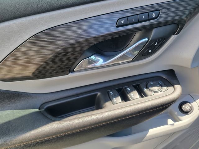 Used 2019 GMC Terrain SLT w/ Preferred Package AWD/4WD image 17