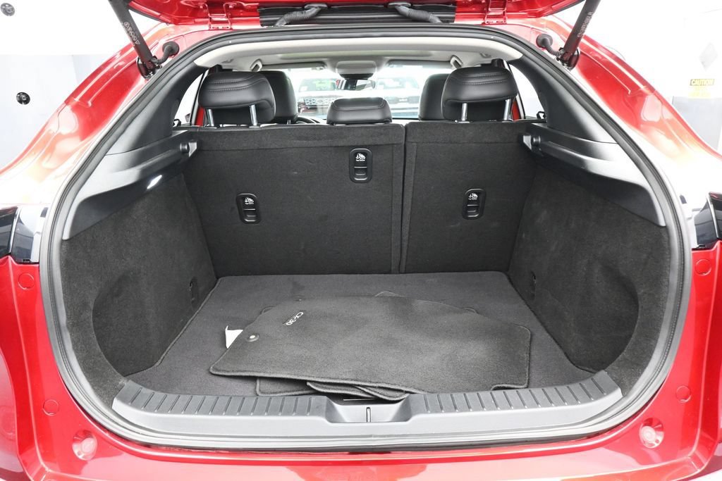 Used 2023 MAZDA CX-30 AWD 2.5 S w/ Premium Package image 36
