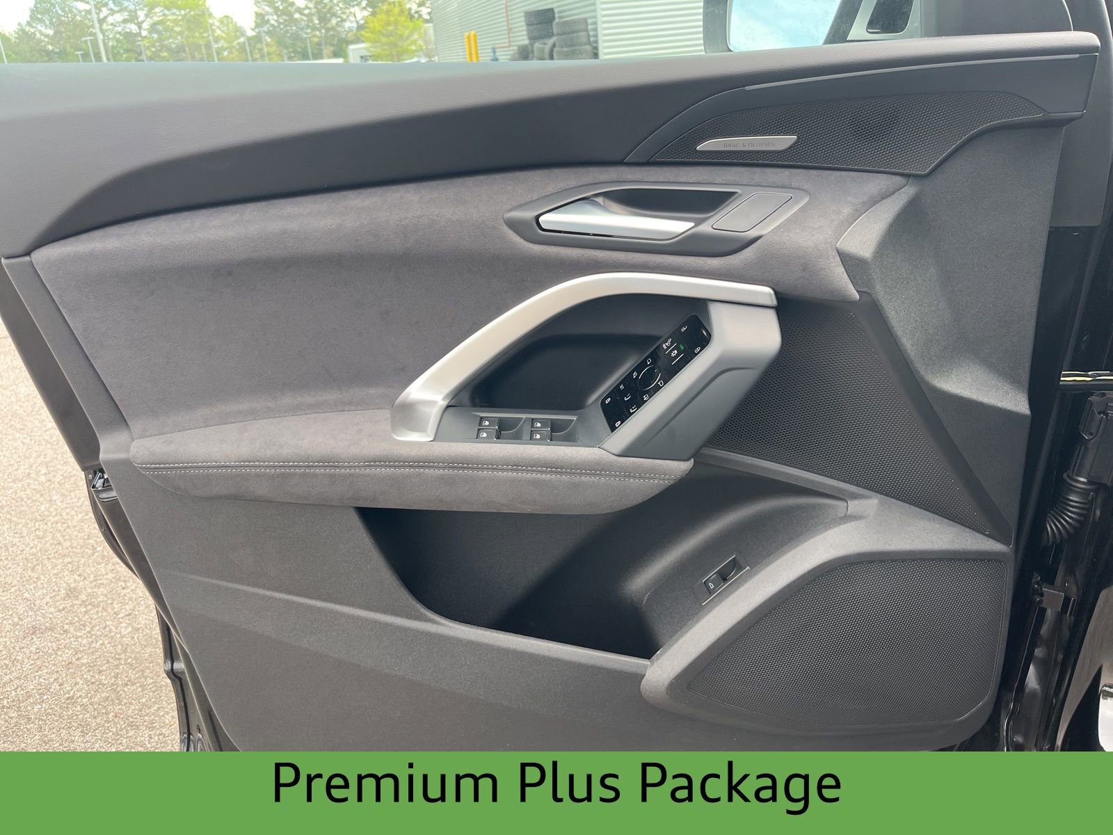 New 2026 Audi SQ5 Premium Plus AWD/4WD image 7