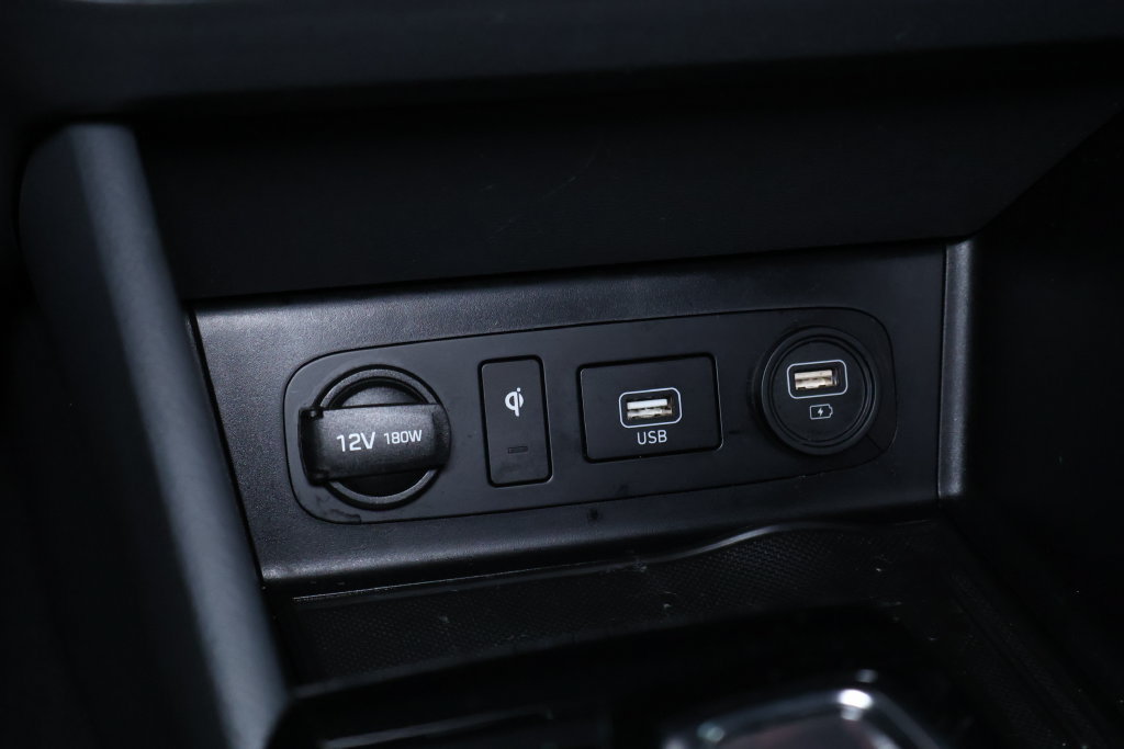 Used 2020 Hyundai Sonata Limited FWD image 34